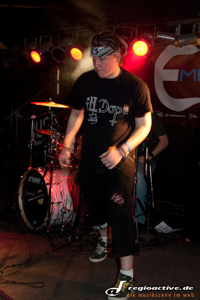 iLL Dope (live in Hamburg, 2010)