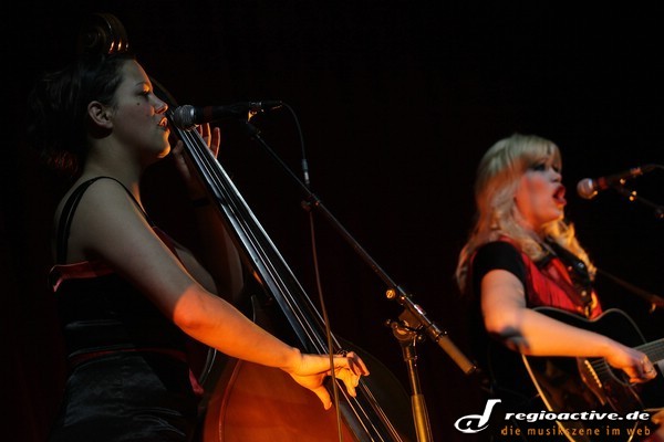 The Runaway Brides (live in Mannheim, 2010)