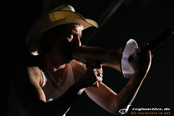 The BossHoss (live in Mannheim, 2010)