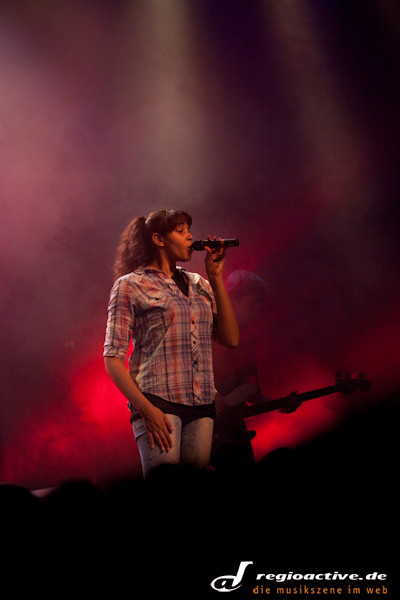 Cassandra Steen (live in Darmstadt, 2010)